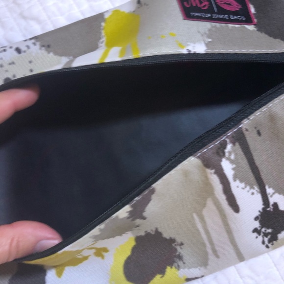NEW Makeup Junkie Bag Size Medium Paint Splatter - Picture 5 of 8